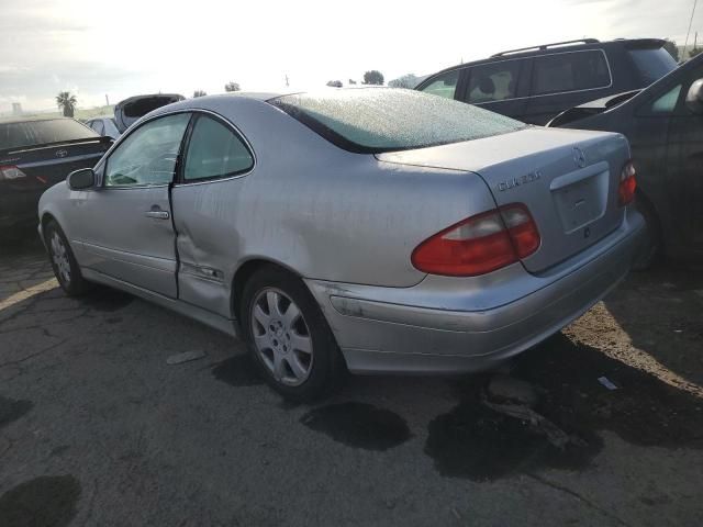 2000 Mercedes-Benz CLK 320