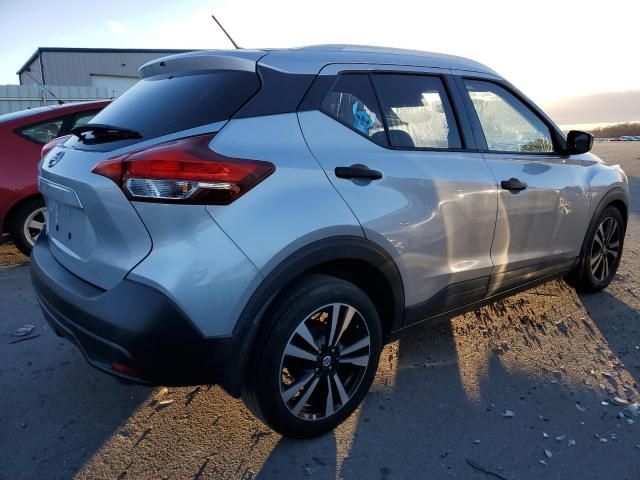 2019 Nissan Kicks S