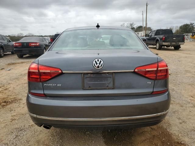 2016 Volkswagen Passat SE