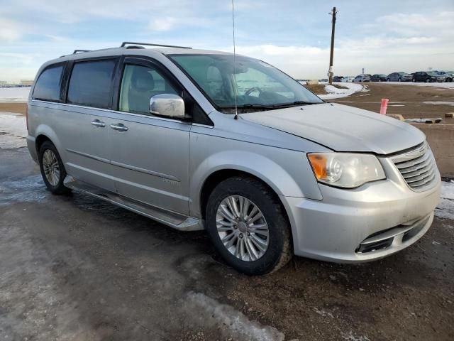 2012 Chrysler Town & Country Limited