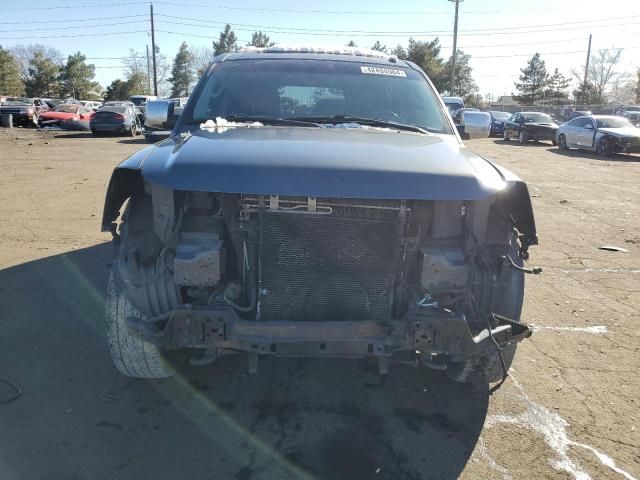 2012 Nissan Armada SV