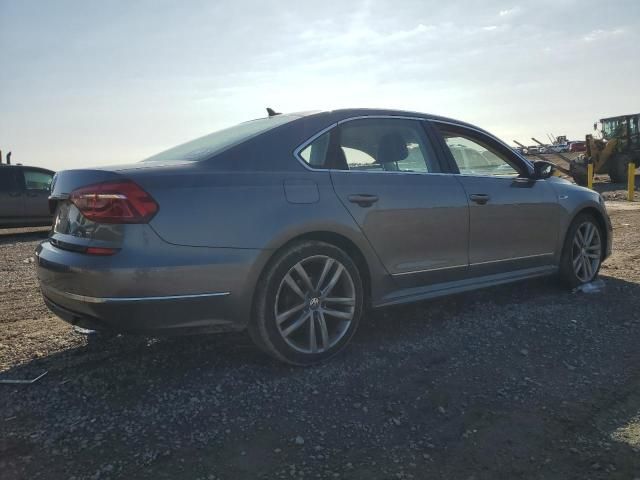 2017 Volkswagen Passat R-Line