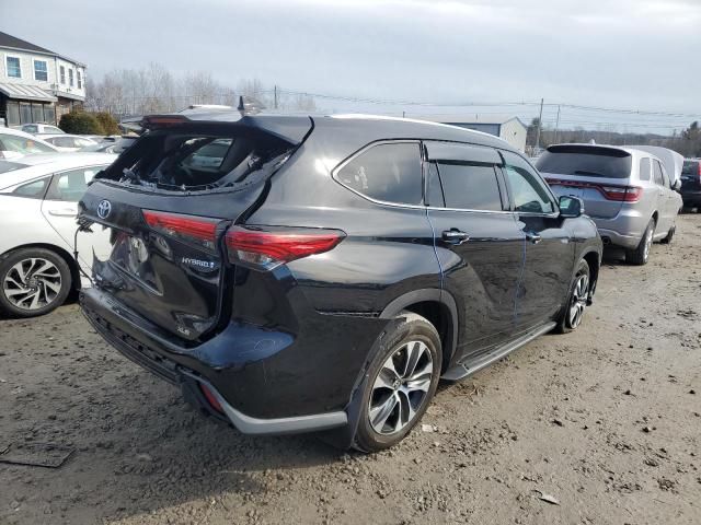 2020 Toyota Highlander Hybrid XLE