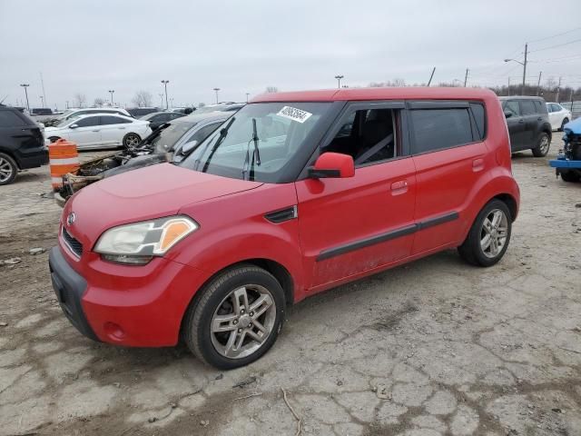 2010 KIA Soul +