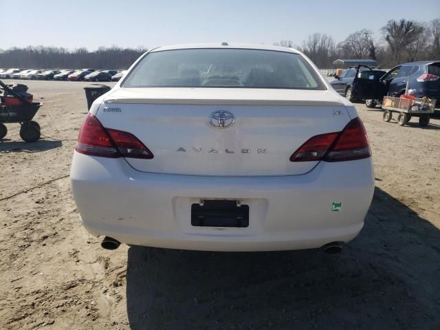 2009 Toyota Avalon XL