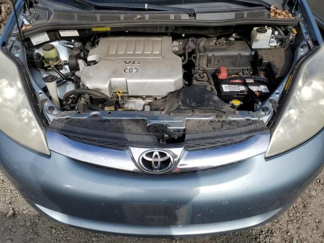 2008 Toyota Sienna XLE