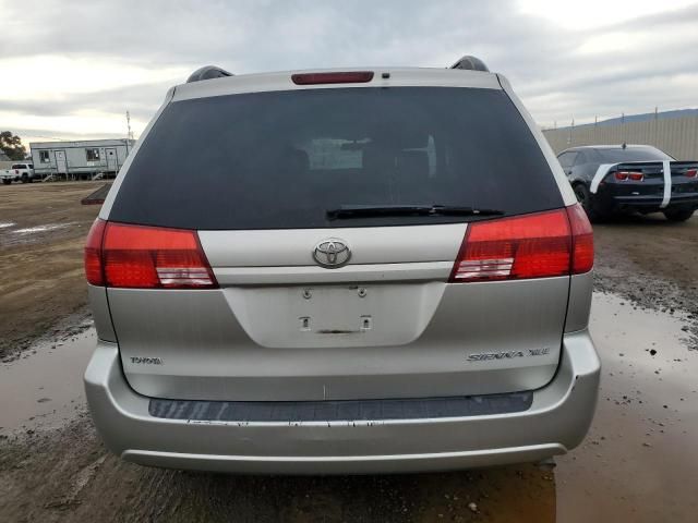 2005 Toyota Sienna XLE