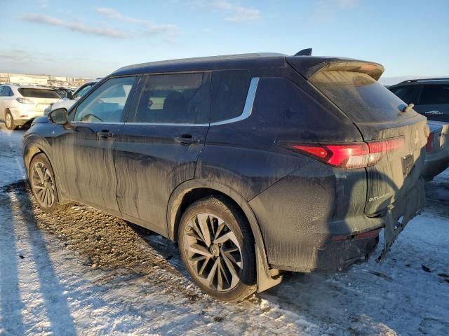 2022 Mitsubishi Outlander SE