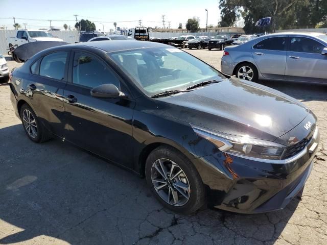 2023 KIA Forte LX