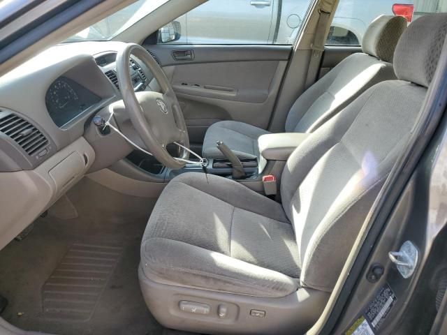 2004 Toyota Camry LE