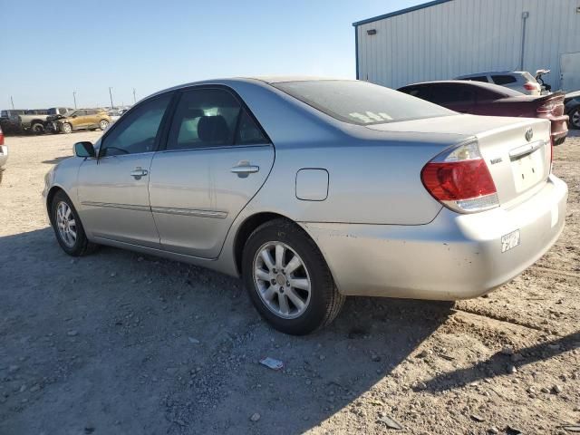 2005 Toyota Camry LE