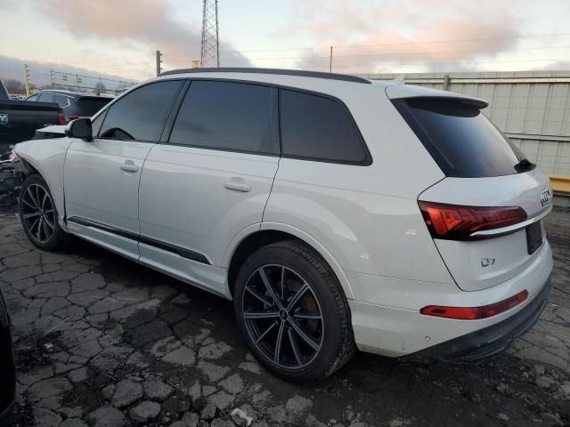 2021 Audi Q7 Premium Plus