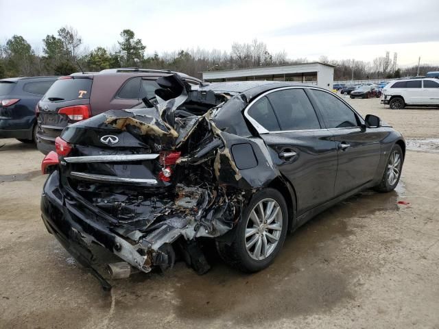 2015 Infiniti Q50 Base