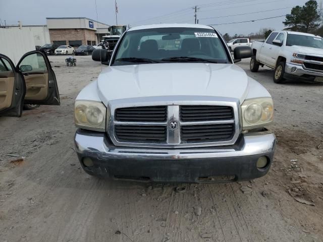 2005 Dodge Dakota Quad SLT