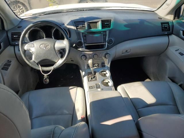 2013 Toyota Highlander Base