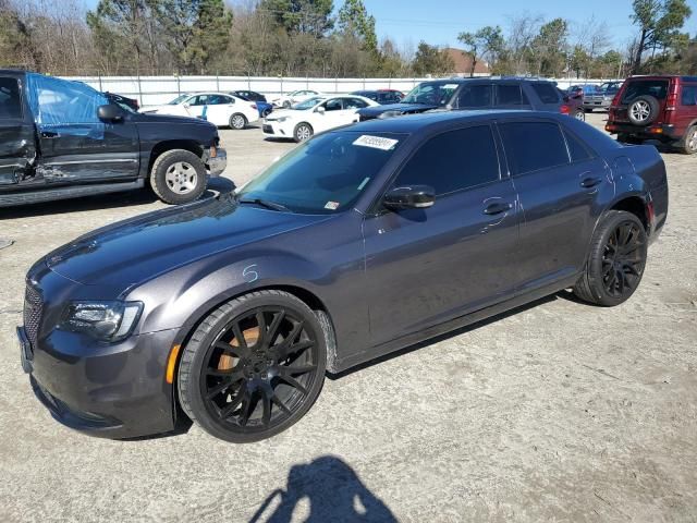 2017 Chrysler 300C