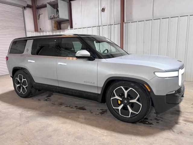 2023 Rivian R1S Adventure