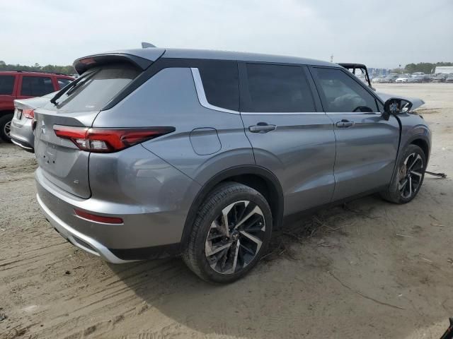 2022 Mitsubishi Outlander SE