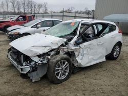 Salvage cars for sale at auction: 2017 Ford Focus SE