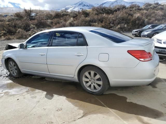 2005 Toyota Avalon XL