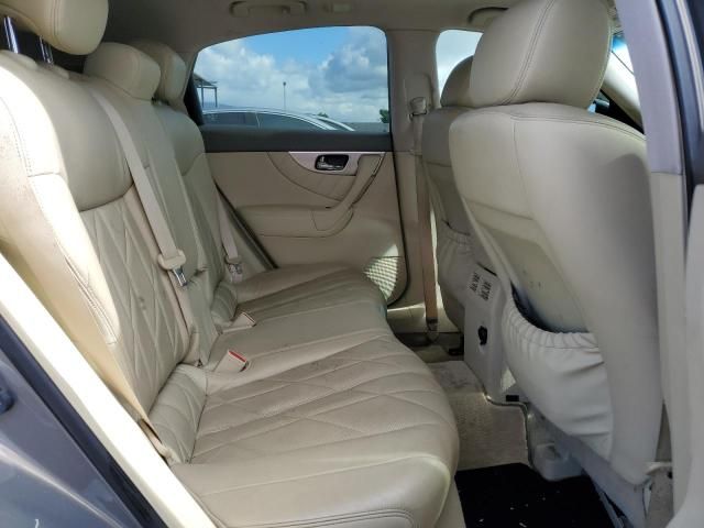 2011 Infiniti FX35