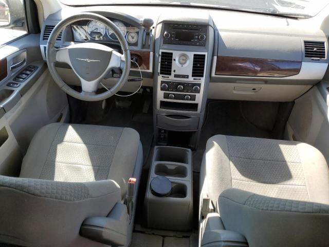 2010 Chrysler Town & Country Touring