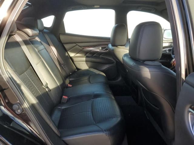 2013 Infiniti M37