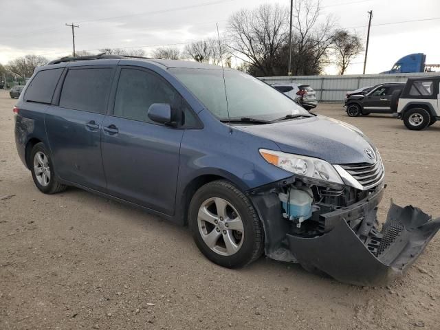 2014 Toyota Sienna LE