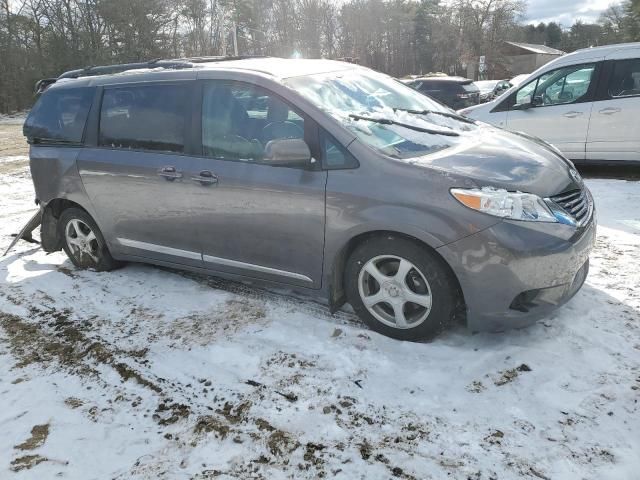 2016 Toyota Sienna LE