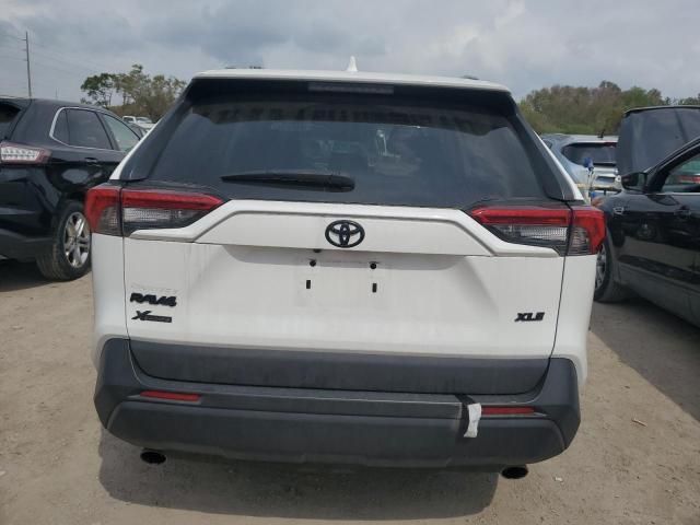 2020 Toyota Rav4 XLE