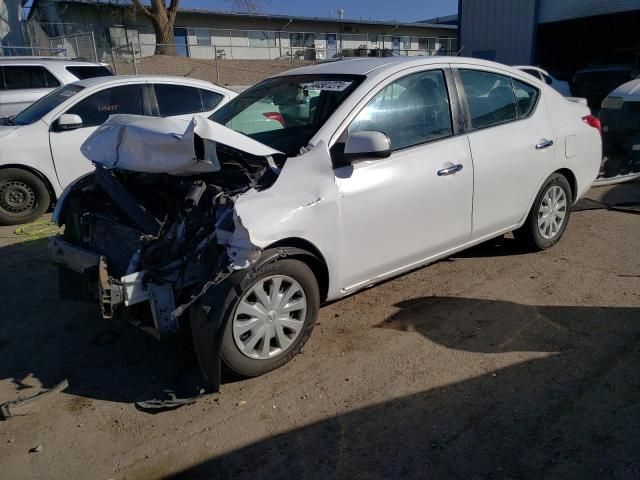 2013 Nissan Versa S