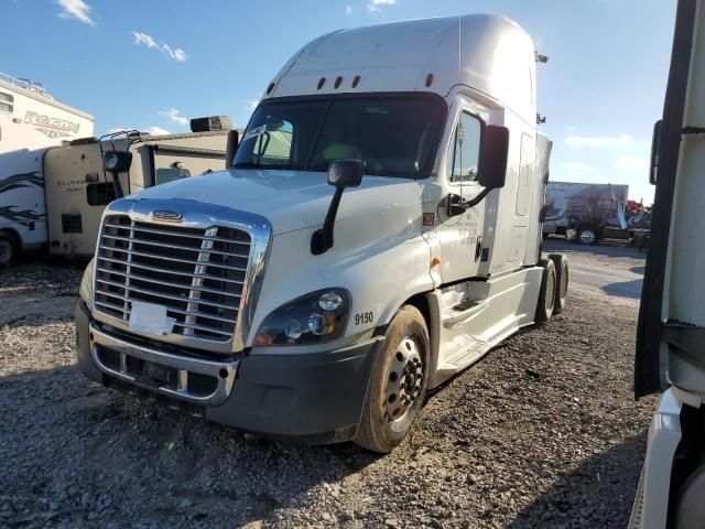 2014 Freightliner Cascadia 125