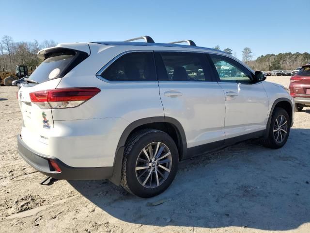 2019 Toyota Highlander SE