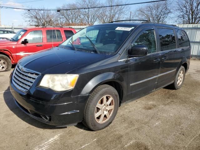 2010 Chrysler Town & Country Touring Plus