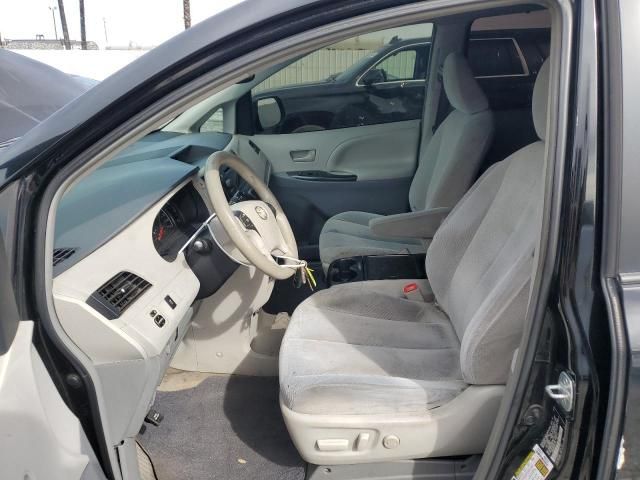 2012 Toyota Sienna LE