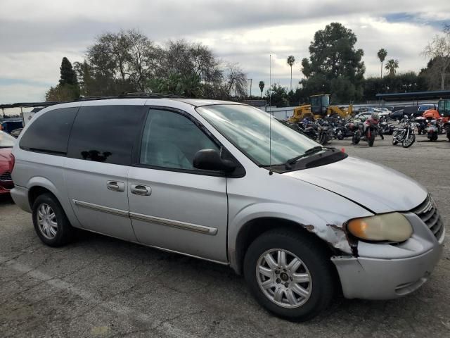 2006 Chrysler Town & Country Touring