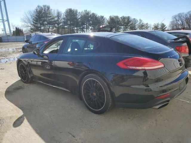 2015 Porsche Panamera 2