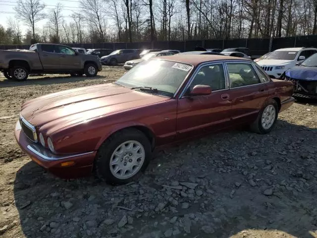 2001 Jaguar XJ8