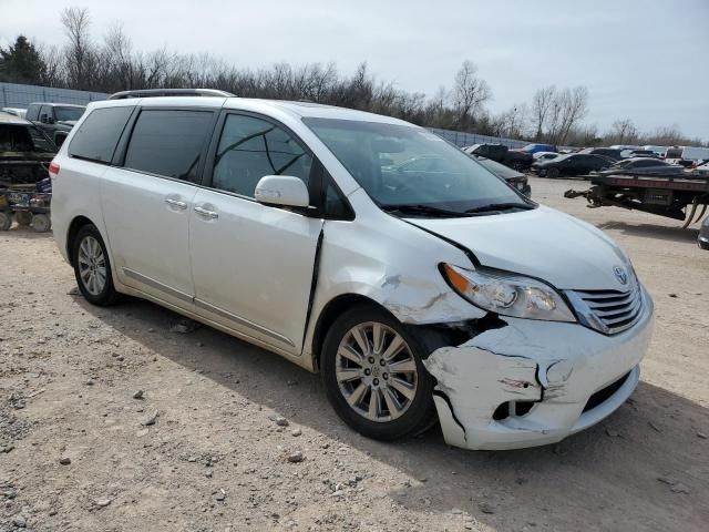 2014 Toyota Sienna XLE