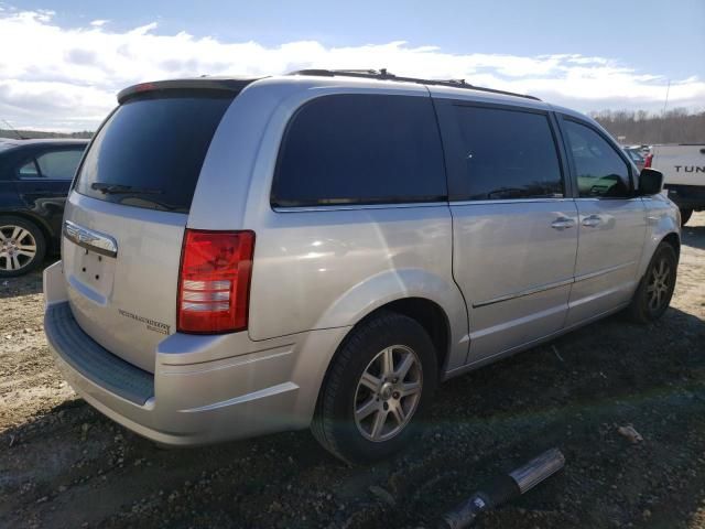 2009 Chrysler Town & Country Touring