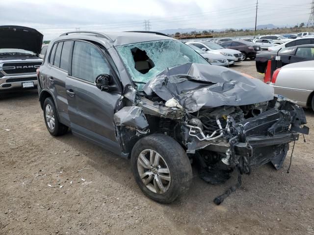 2016 Volkswagen Tiguan S