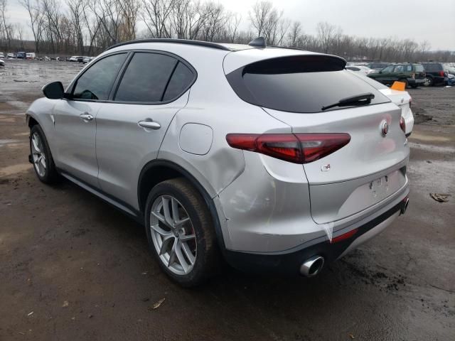 2018 Alfa Romeo Stelvio Sport