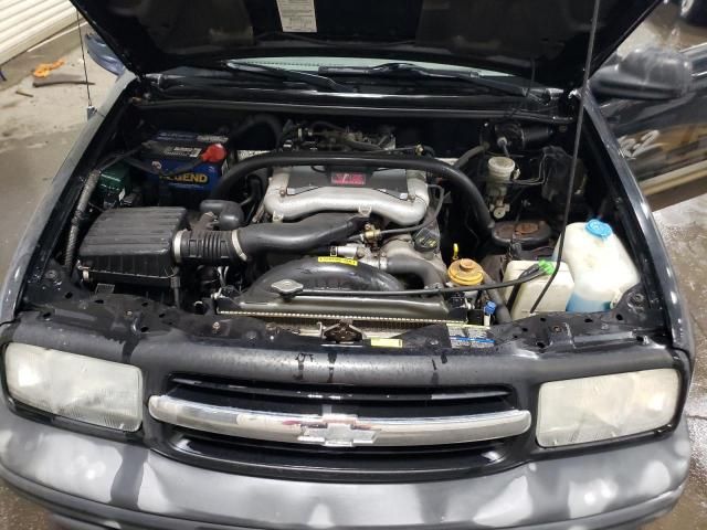 2004 Chevrolet Tracker ZR2