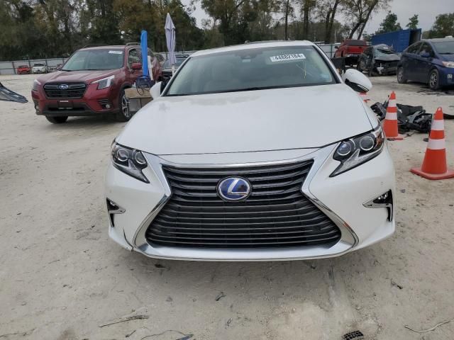 2018 Lexus ES 300H