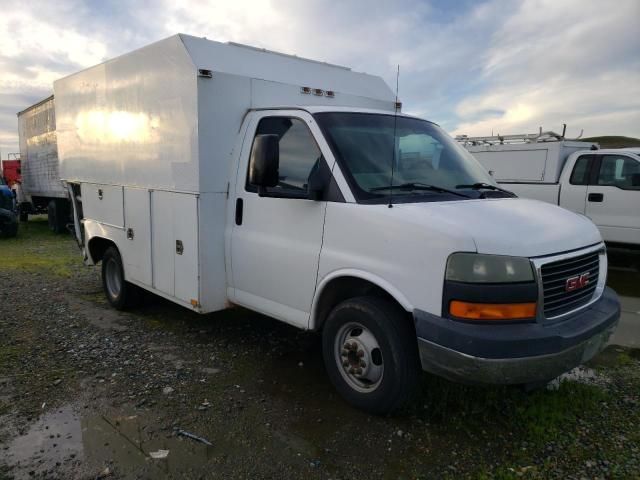 2004 GMC Savana Cutaway G3500