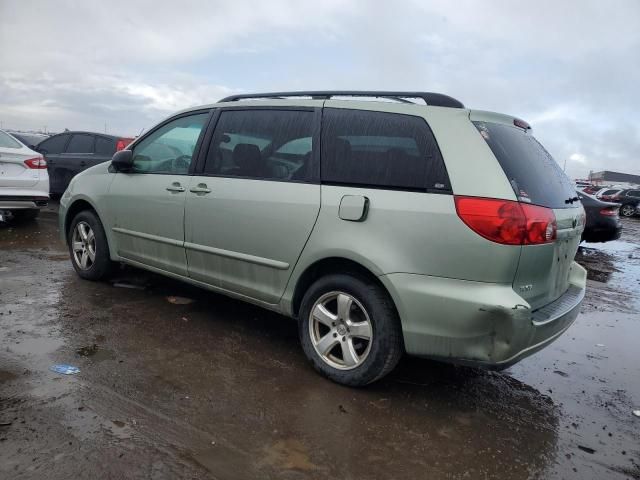 2006 Toyota Sienna LE