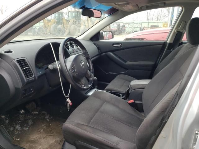 2010 Nissan Altima Base