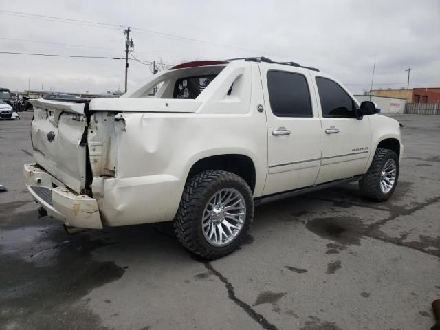 2013 Chevrolet Avalanche LTZ