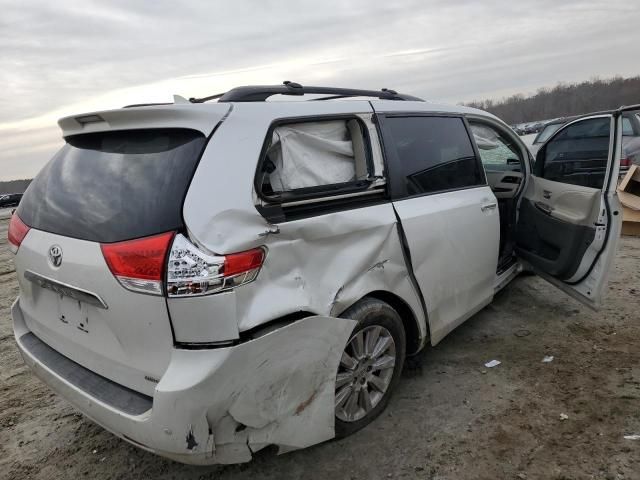 2011 Toyota Sienna XLE