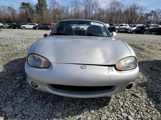 2000 Mazda MX-5 Miata Base